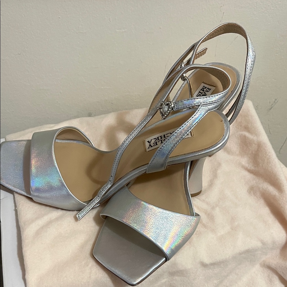 Badgley Mischka Iridescent Silver Slingback Block Heels